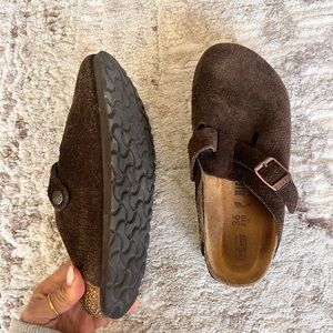 Brown Birkenstock Boston mule